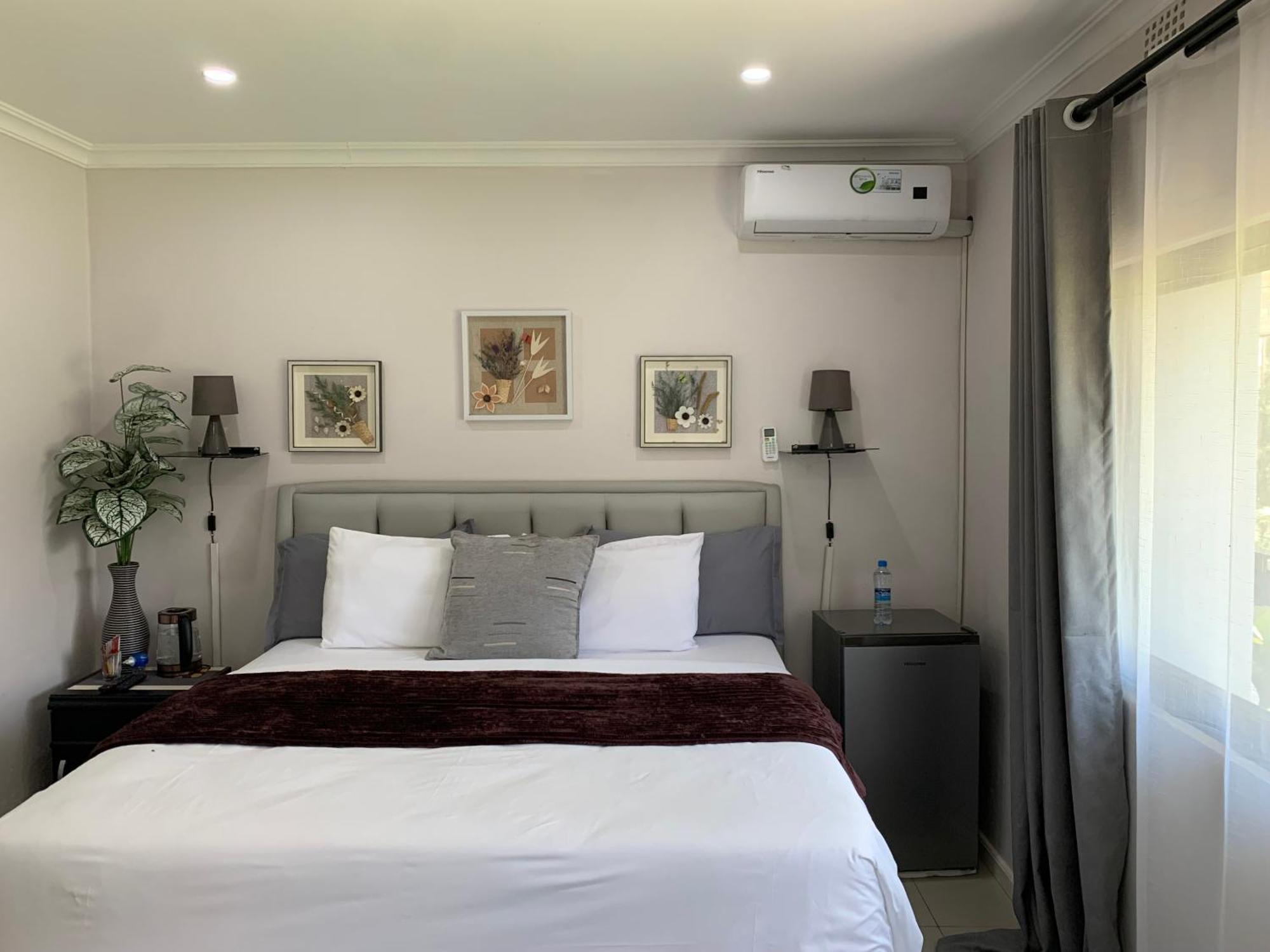 Summerfields & Gardens Lodge Kitwe エクステリア 写真